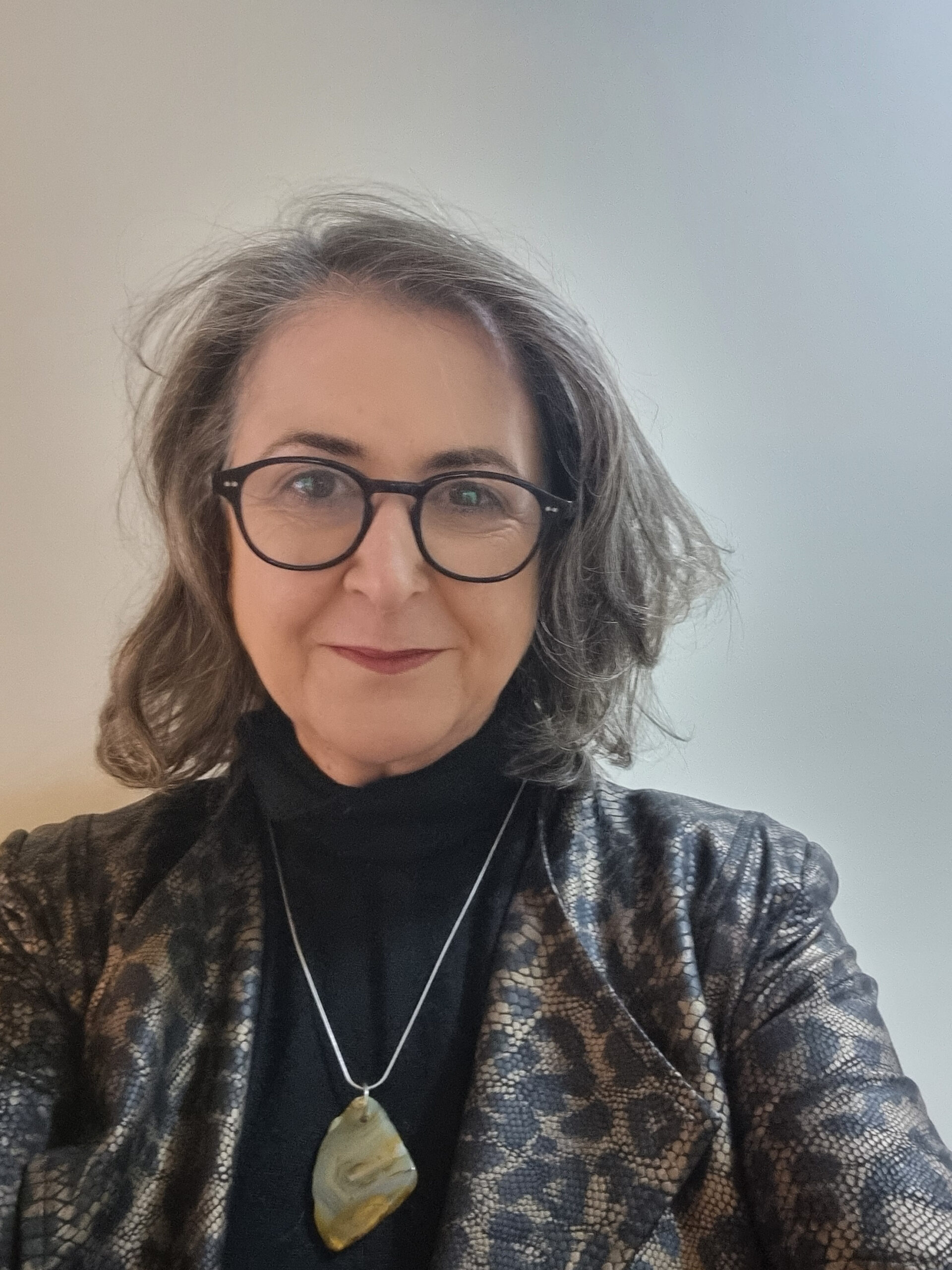 Dr Stephanie Koorey